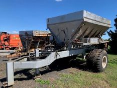 Pull Behind Hydraulic Fertilizer Spreader