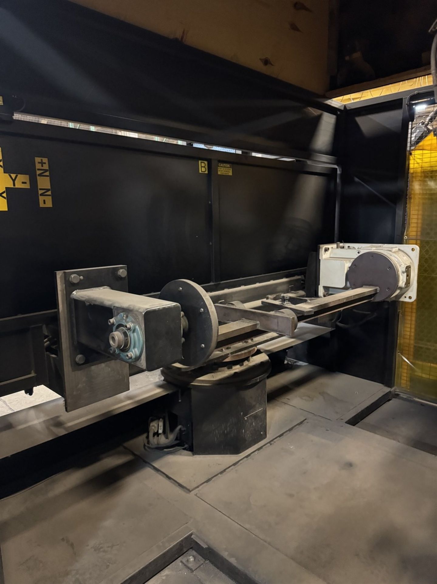 PERFORMARC Robotic Welding Cell, w/ 2014 PANASONIC YA-1 6-Axis Robot, 8 Kg Payload, PANASONIC YA- - Image 5 of 15