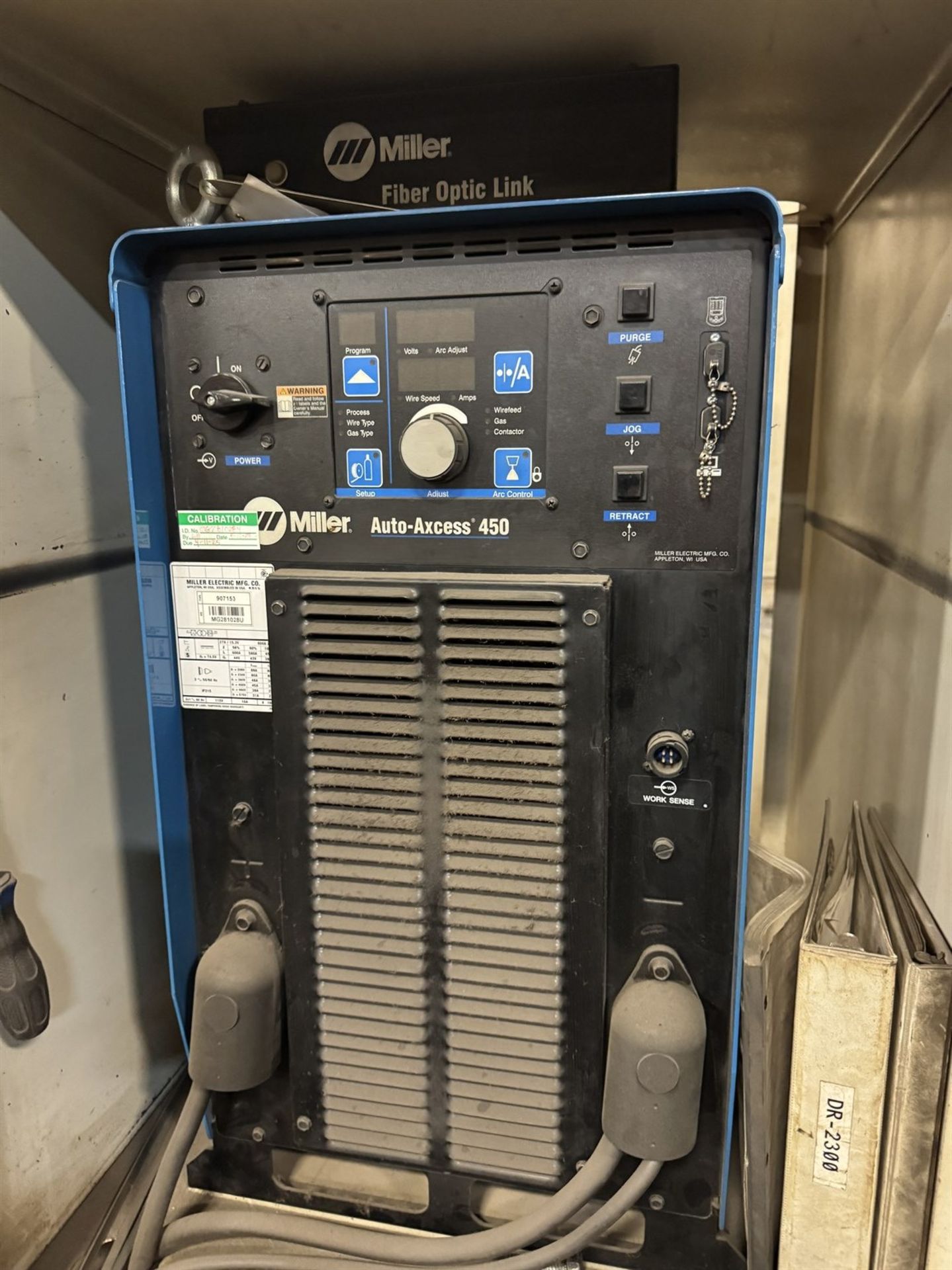 OTC DAIHEN Robotic Welding Cell, w/ DAIHEN DR-2300 Robot, 6-Axis, DAIHEN RP2T-500-4-8 Positioner, - Image 10 of 11