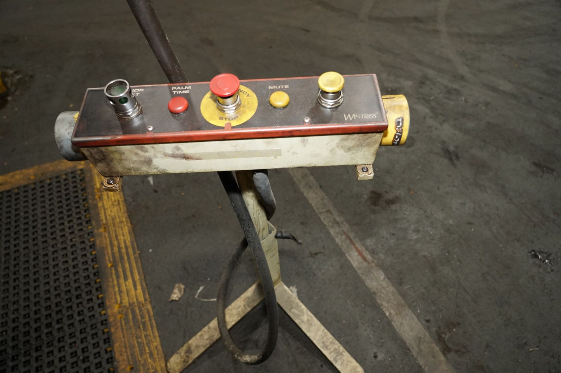 Cincinnati 650 Ton x 16' Model 36 Mechanical Press Brake - Image 6 of 11