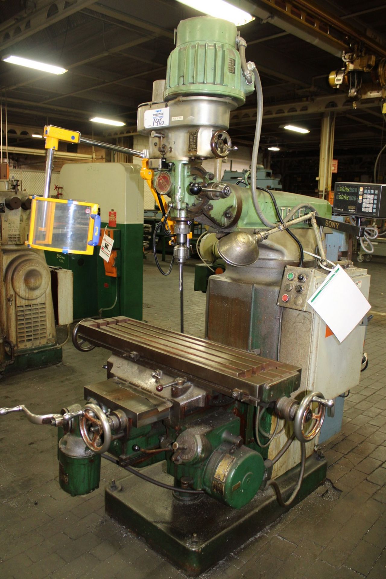 Tree Tool 2VGC Vertical Milling Machine - Image 6 of 9