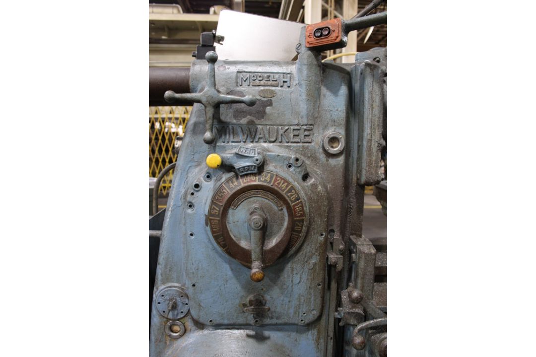 Milwaukee Model H Horizontal Mill No3 - Image 5 of 12