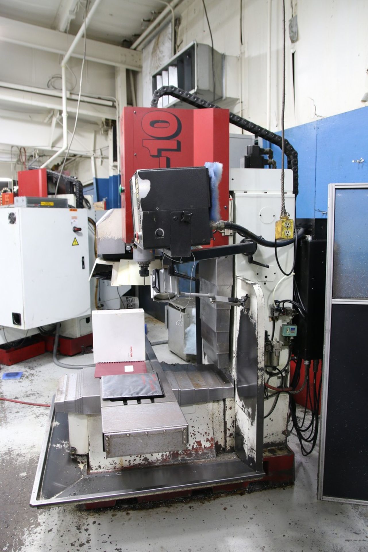 Fryer MB-10 CNC Vertical Milling Machine, S/N 10243 - Image 8 of 11