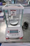 Ohaus Pioneer Precision Balance