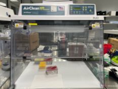 AirClean 600 PCR Workstation