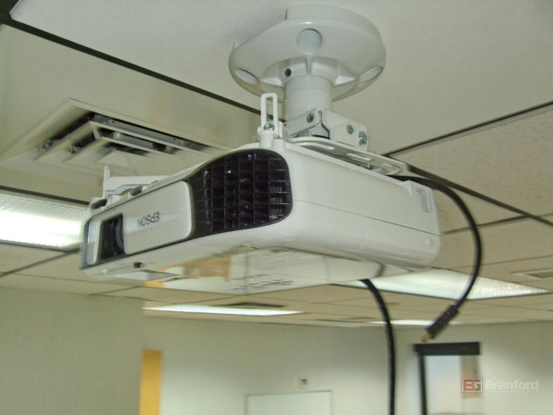 Epson EX5260 LCD Projector w/ Elite Screens Retractable Screen - Image 3 of 4
