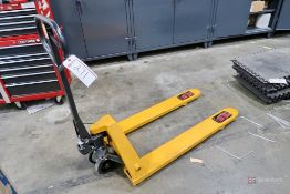 5,500 Pallet Jack