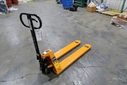 Titan liftrite 5,500-Lb. Pallet Jack