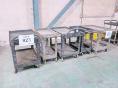 Lot of (5) Rubbermaid Style Carts