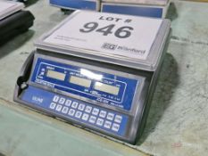 Uline Model JCE-30K 60 Lb Cap. Digital Counting Scale