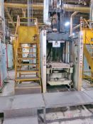 Sanyu Model STI-2.0-220VG3 2l Vertical Rubber Injection Mold Machine