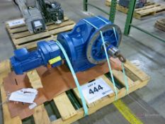 Sew Gear Motor, SEW Eurodrive Model KF107R77DRN80M4/DH Gear Drive