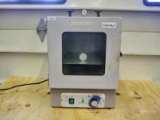 VWR Scientific Model 1400E Vacuum Oven