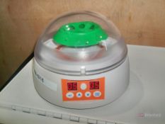 USED Super MiniStar Mini Centrifuge - European 250 V Power Cord
