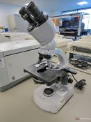 Carl Zeiss 43108 Microscope