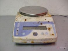Mettler Toledo PL3002 Digital Tabletop Scale
