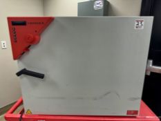 Binder ED-115-UL Oven, benchtop model, Nominal Temp 572*F