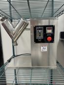 VH2 Small V shaped lab powder mixer, 2019