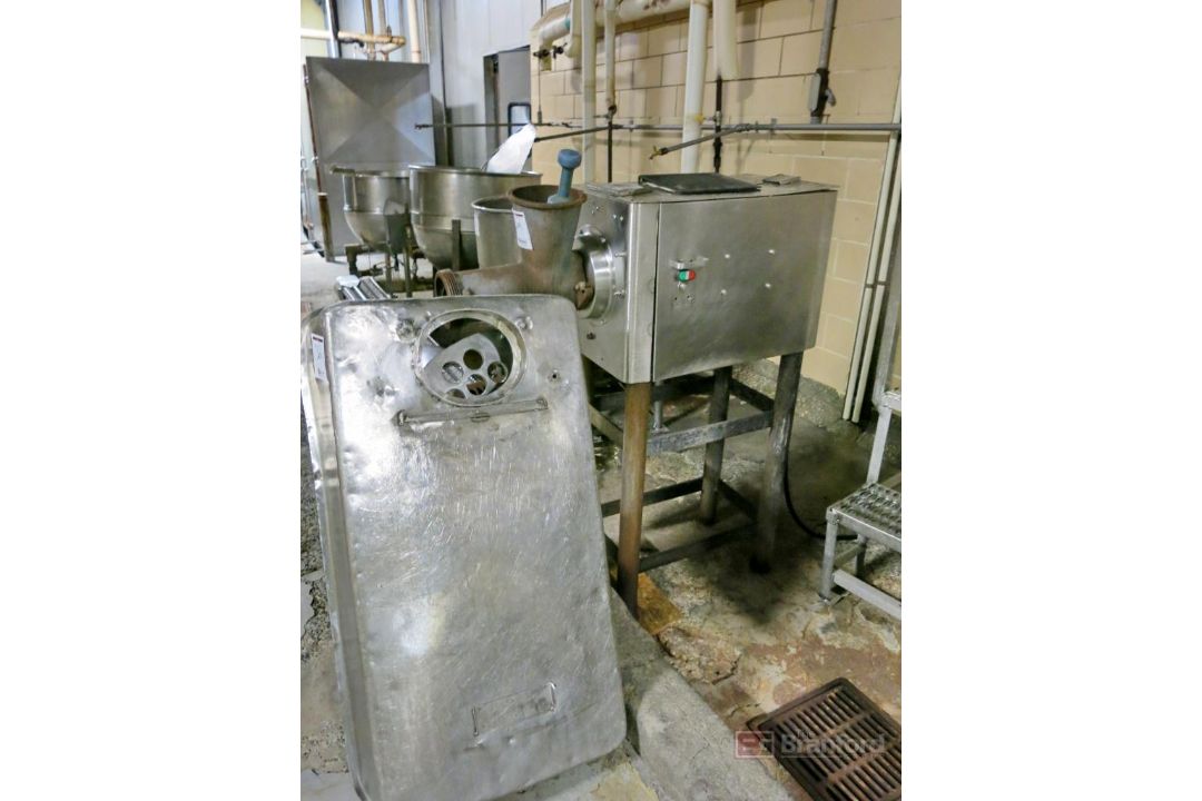 Hobart Model 4152 Meat Grinder, w/ Stainless Steel Hopper Catch Tray - Image 4 of 4
