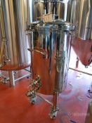 Stout Portable Approx. 120-Gallon Wort Grant Pressurizeable Round Bottom Castered Tank