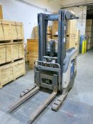 Crown 5000 Series 4000-Lb Cap. Electric Narrow Aisle Forklift Model RR5010-40, 24V, w/ Powermax