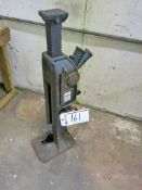 Simplex 20-Ton Cap. Tow Jack