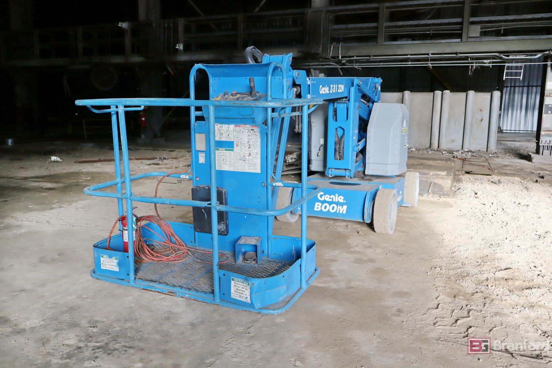 Genie Z-34/22 Articulating Boom Lift - Image 2 of 7