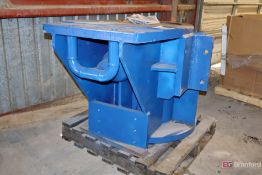 Torrance hydrotester head for 10.75