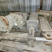 Lot of Pistons and misc cylinders