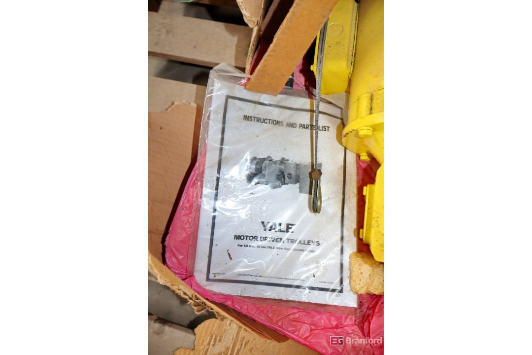 Yale 1-Ton Hoist - Image 3 of 3