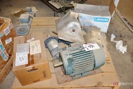 Pallet of Motors Baldor/GE/Leeson