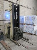 Crown RD3520-30 3000-Lb Narrow Aisle 36V Electric Scissor Reach Lift Truck