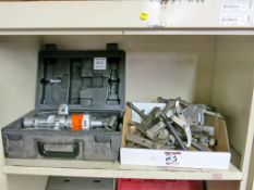 SPX Powerteam 8-Ton Hydraulic Ballbearing Puller