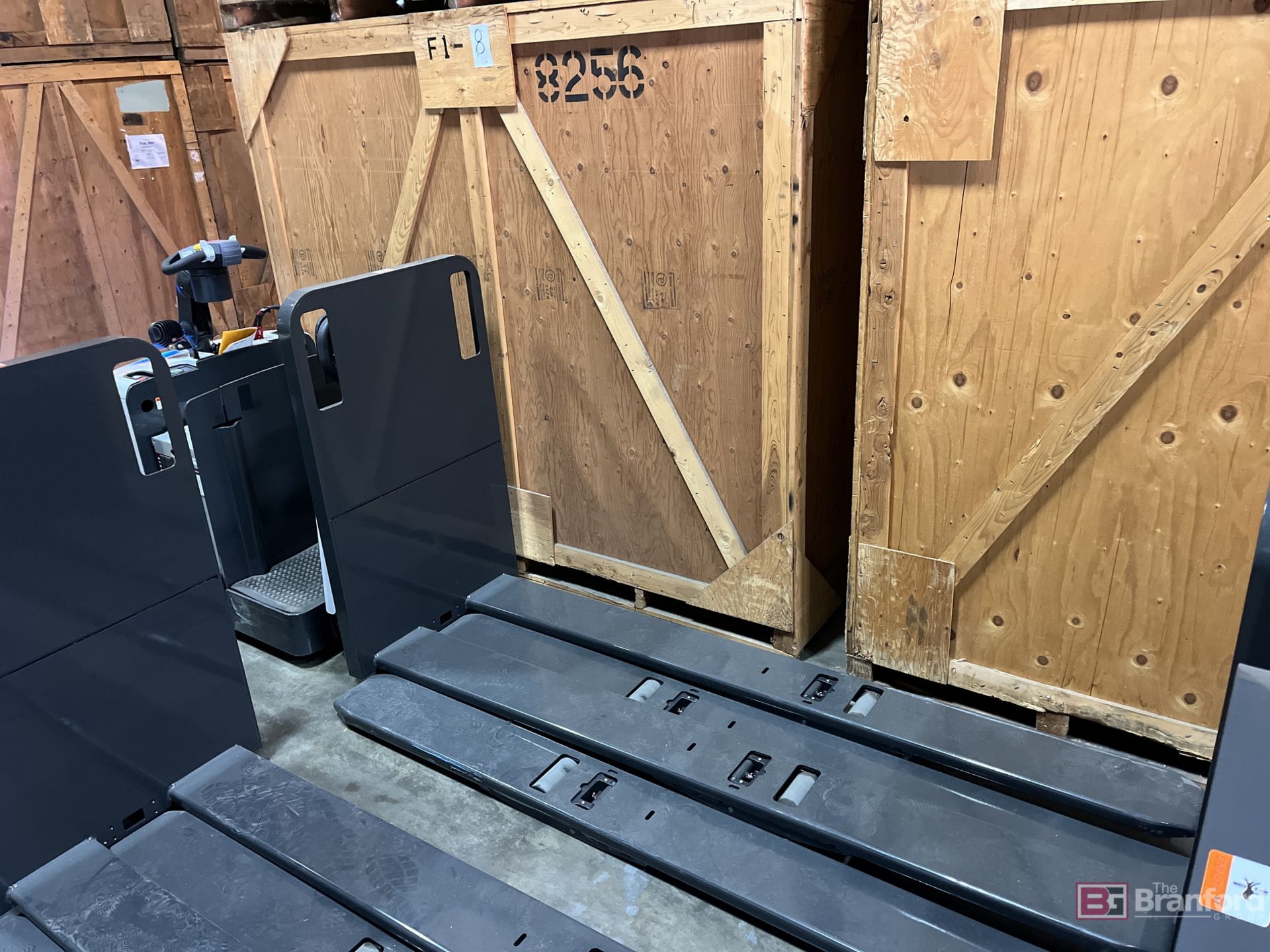 UniCarriers Electric Center Ride Pallet Jack w/ 96" Forks; Model: SPXE2W3G80V - Image 4 of 7