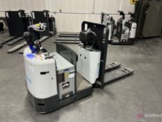 UniCarriers Electric Center Ride Pallet Jack w/ 48