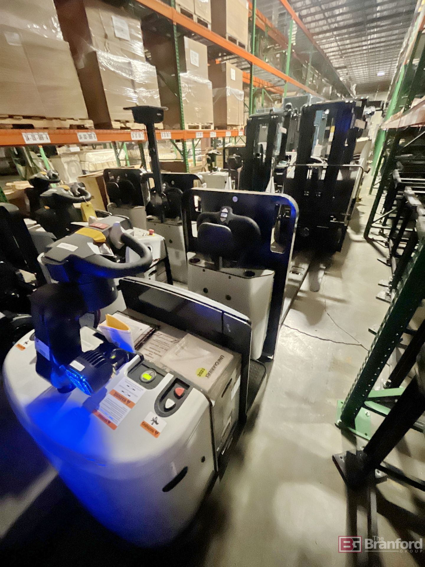 UniCarriers Electric Center Ride Pallet Jack w/ 96" Forks; Model: SPXE2W3G80V - Image 2 of 6