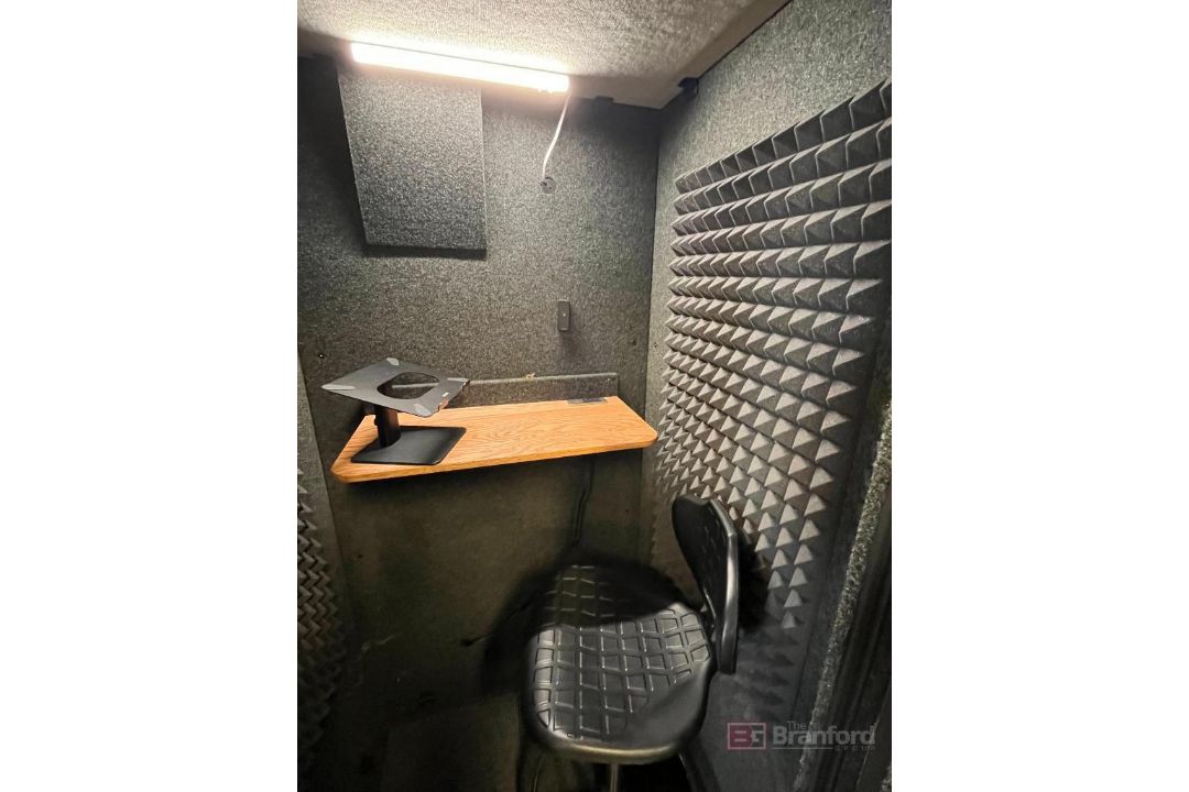 Whisper Room Sound Isolation Enclosure. SE 2000 Series. 43"x30"x82" - Image 4 of 4