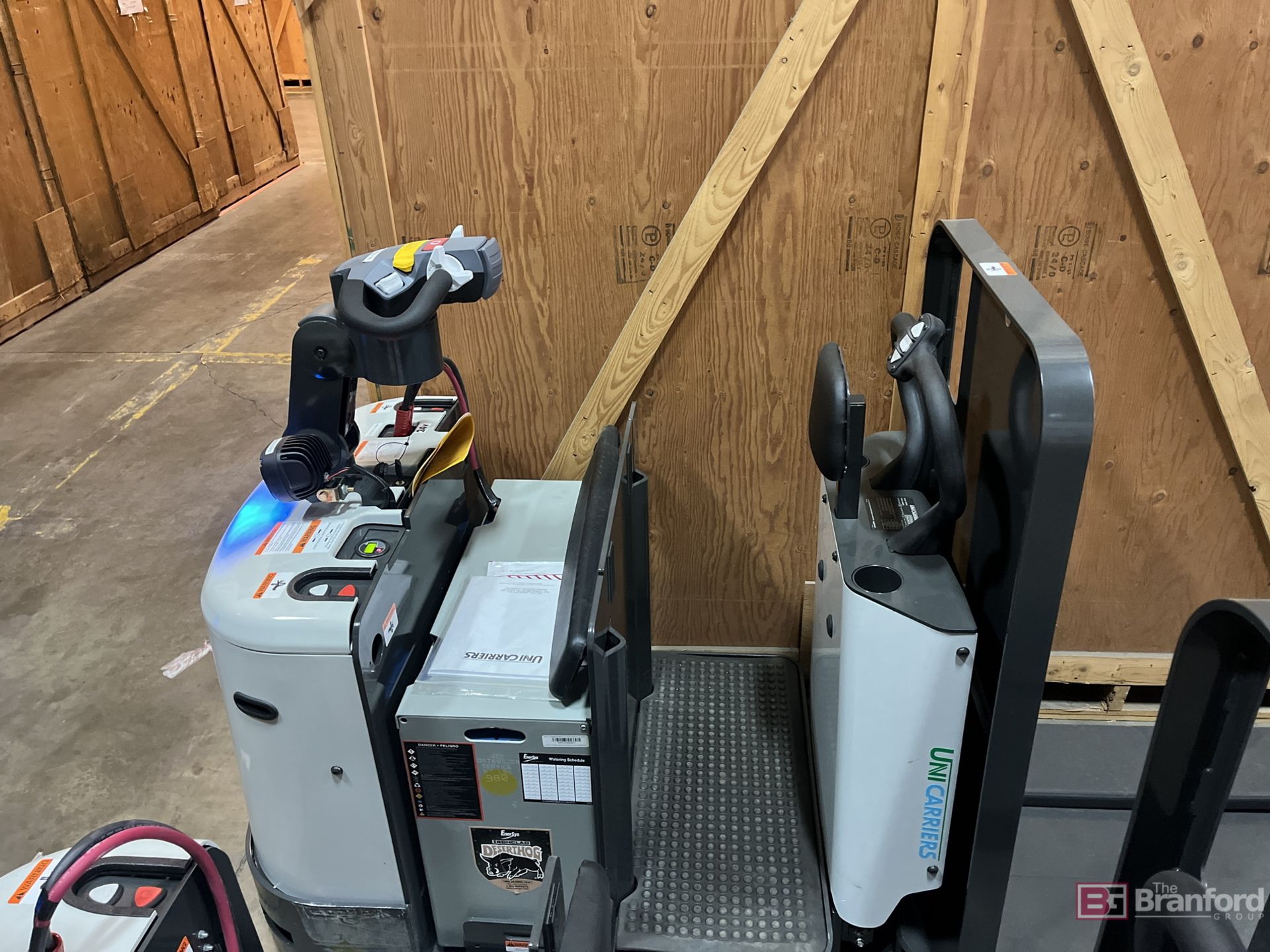UniCarriers Electric Center Ride Pallet Jack w/ 96" Forks; Model: SPXE2W3G80V - Image 3 of 7