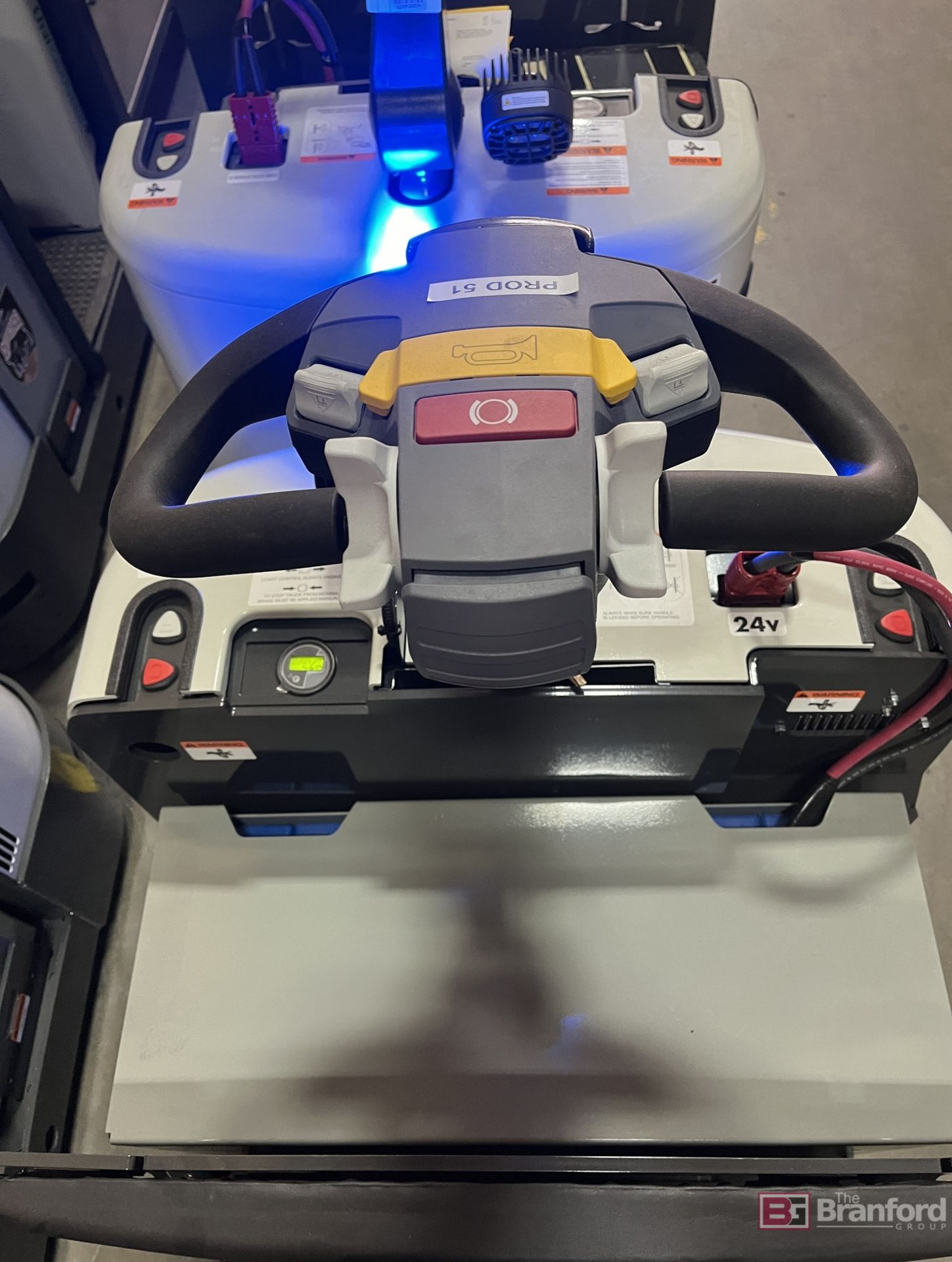 UniCarriers Electric Center Ride Pallet Jack w/ 96" Forks; Model: SPXE2W3G80V - Image 3 of 5
