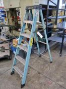 Bauer 6' A Frame Ladder