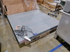 Ohaus VX Floor Scale 5,000-Lbs Capacity