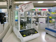 A&E Atom Model LAB254 250g. Cap. Glass Enclosed Lab Balance