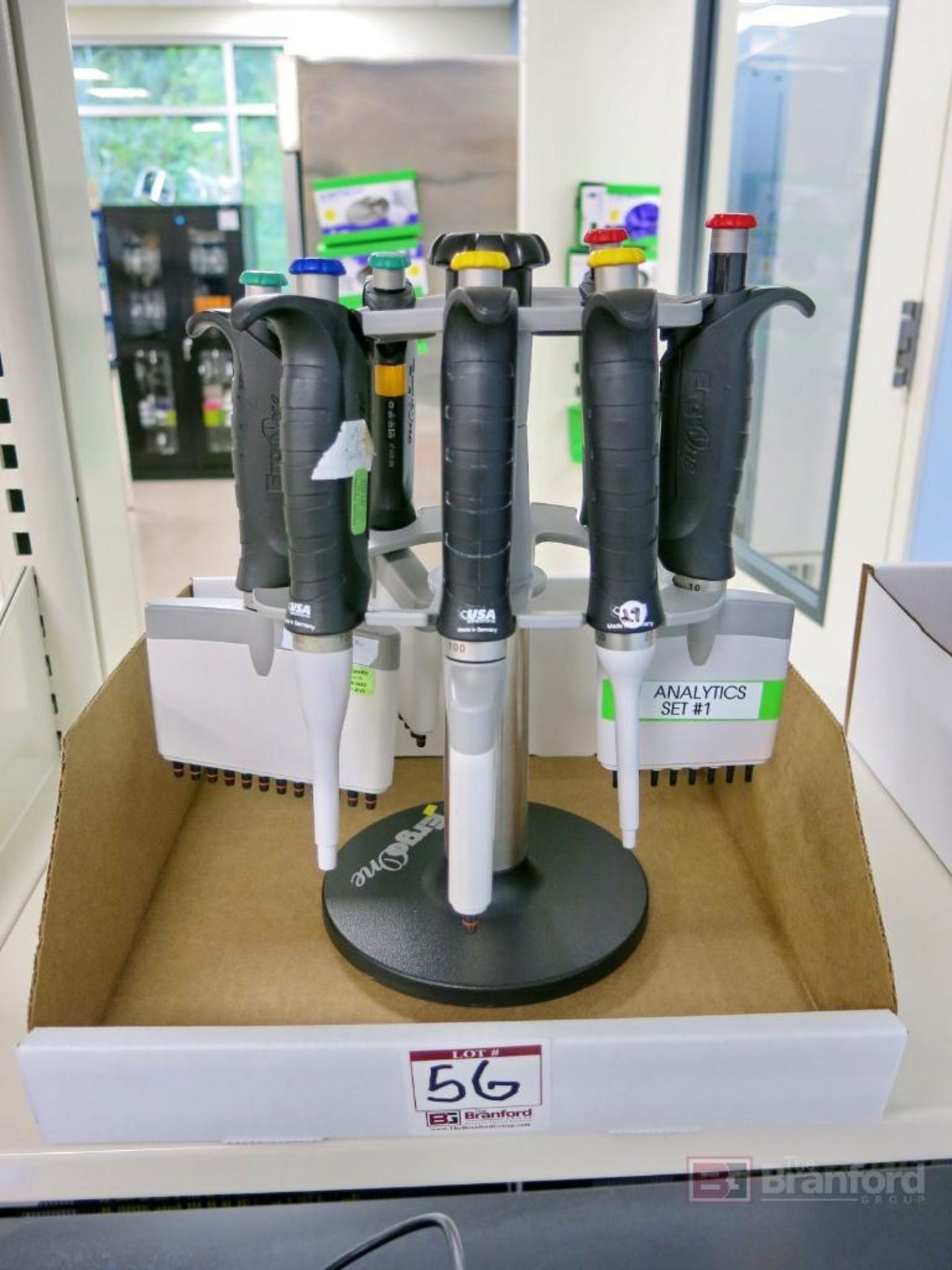 Lot of (8) Ergo 1 Pipettes w/ Ergo 1 Stand