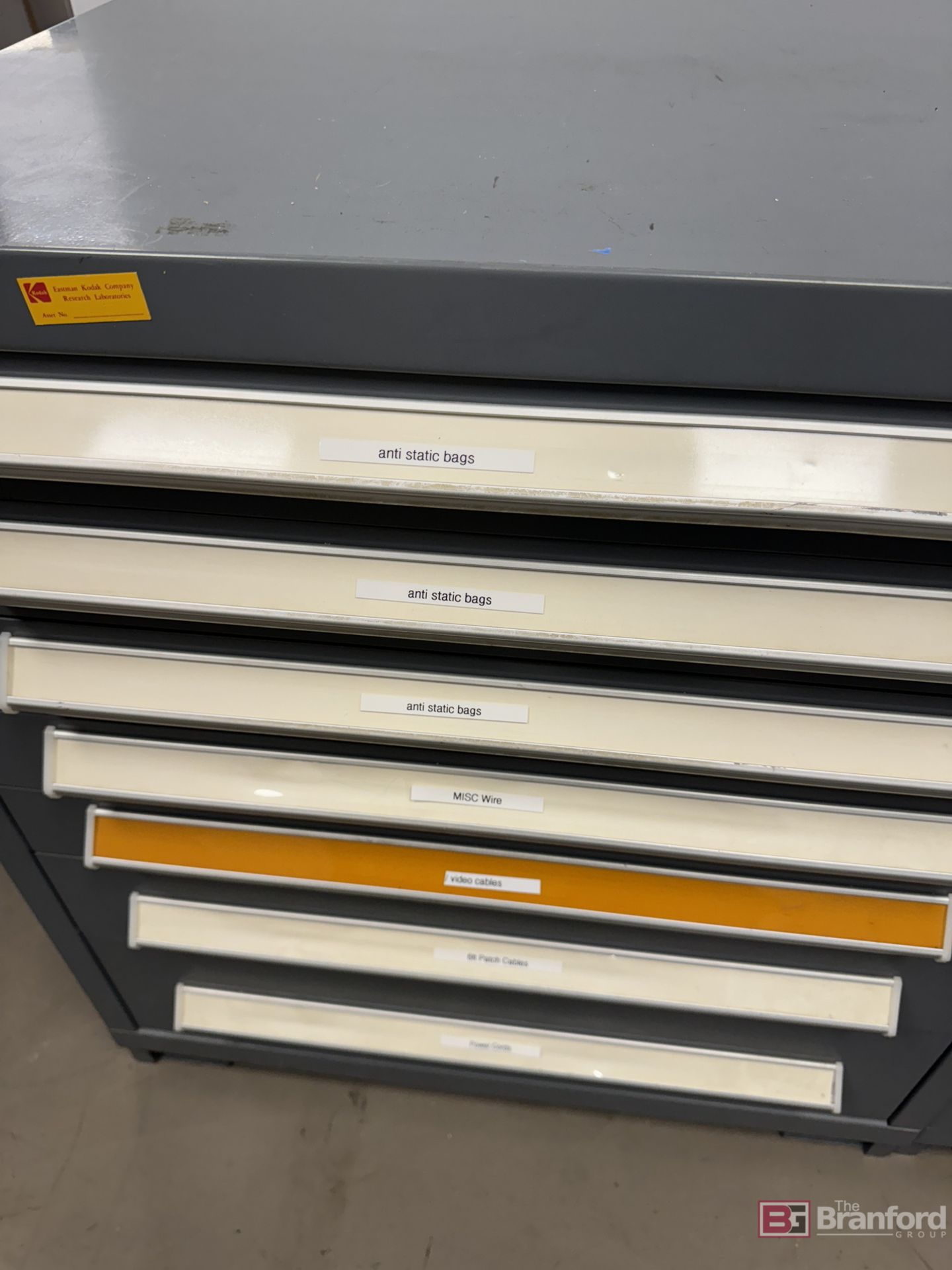 Vidmar 7-Drawer cabinet & contents - Image 2 of 7