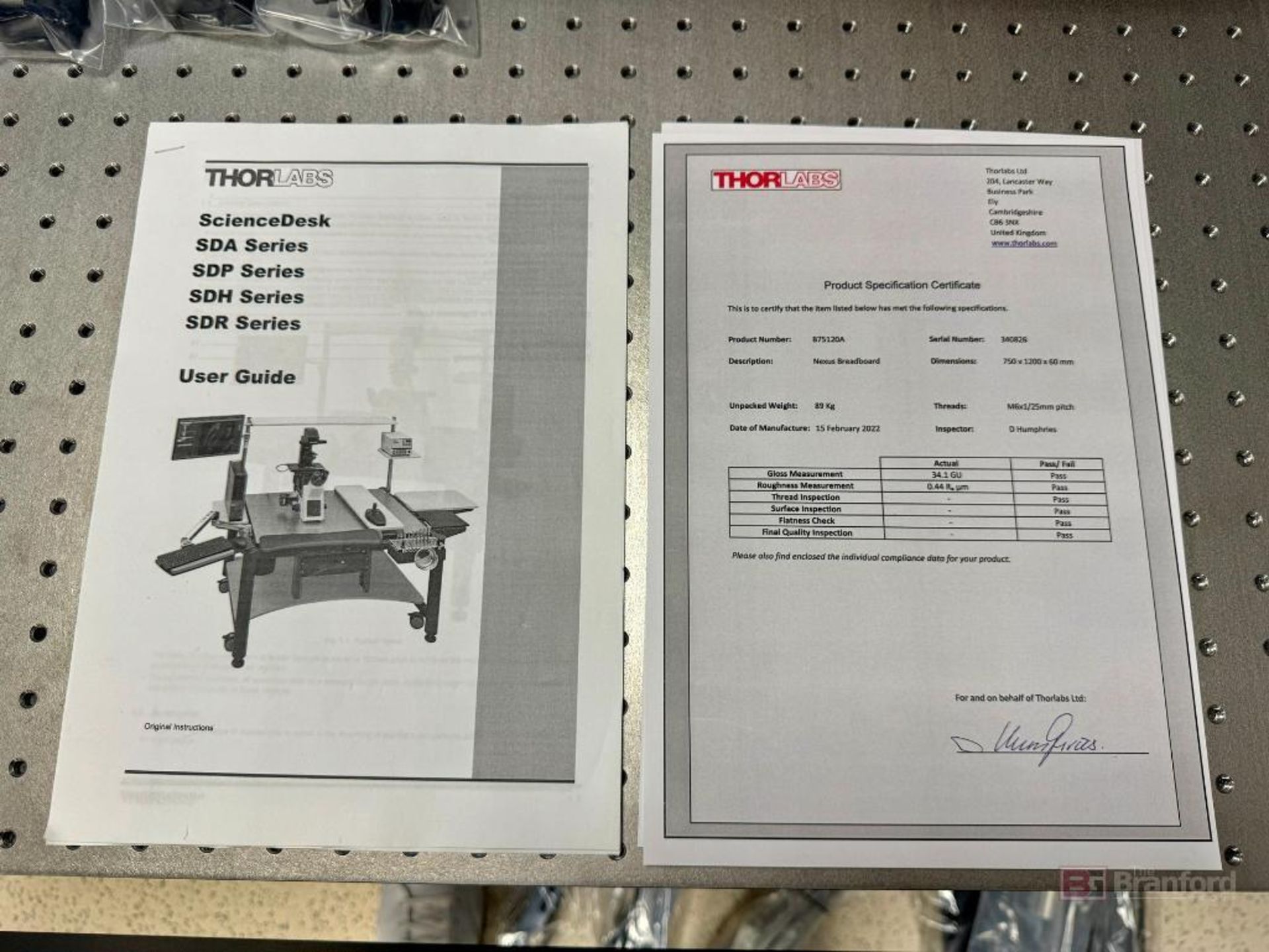ThorLabs Nexus Breadboard science desk - Image 4 of 39