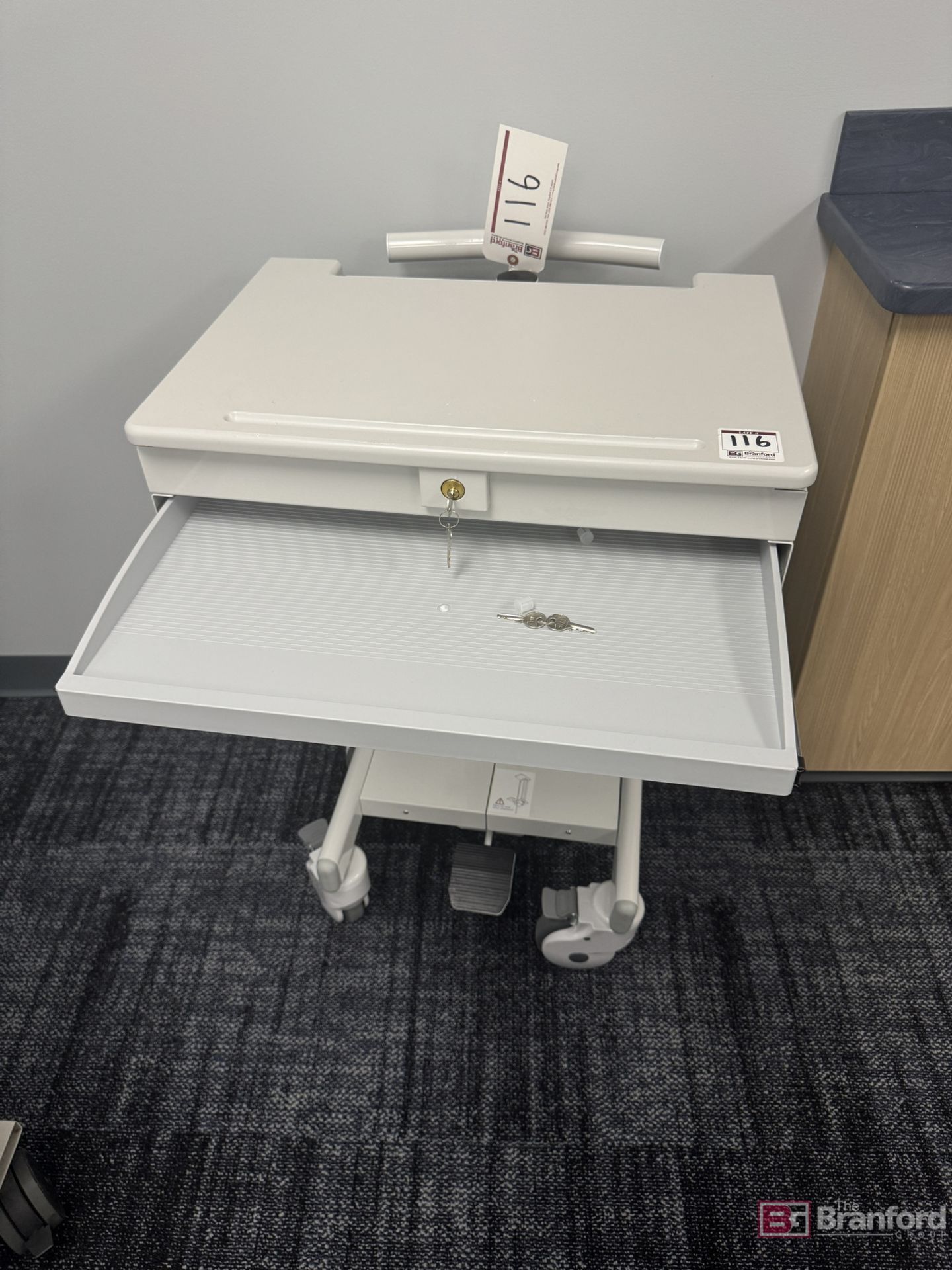 Rolling Work Station Cart - Image 4 of 4