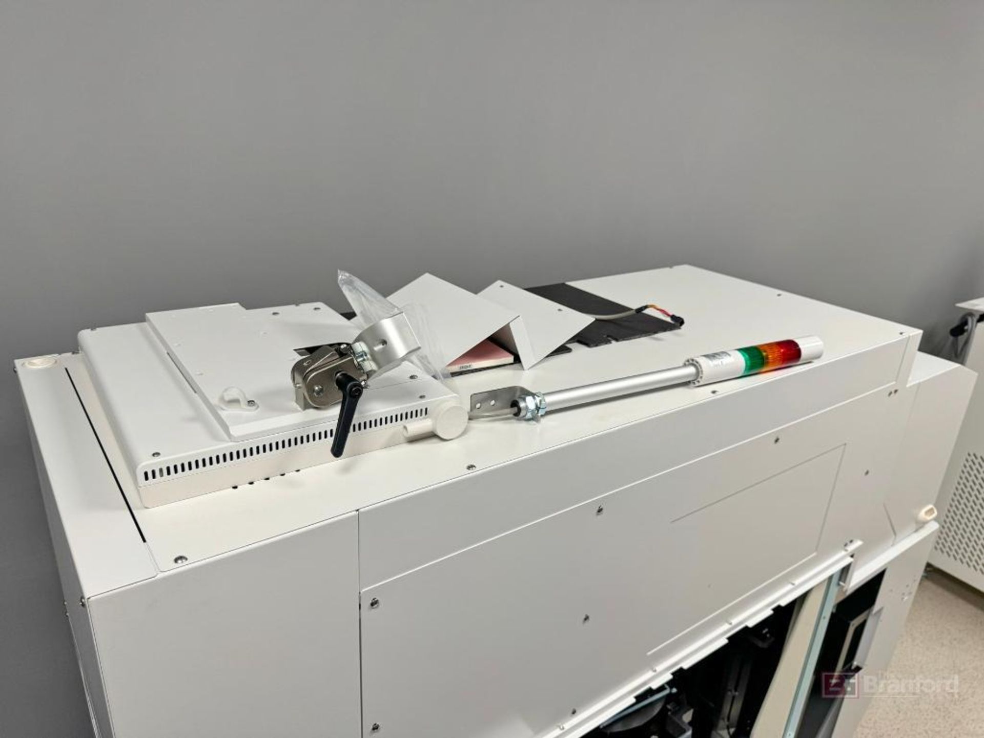 Accretech AP3000e Wafer Probing Machine - Image 15 of 21