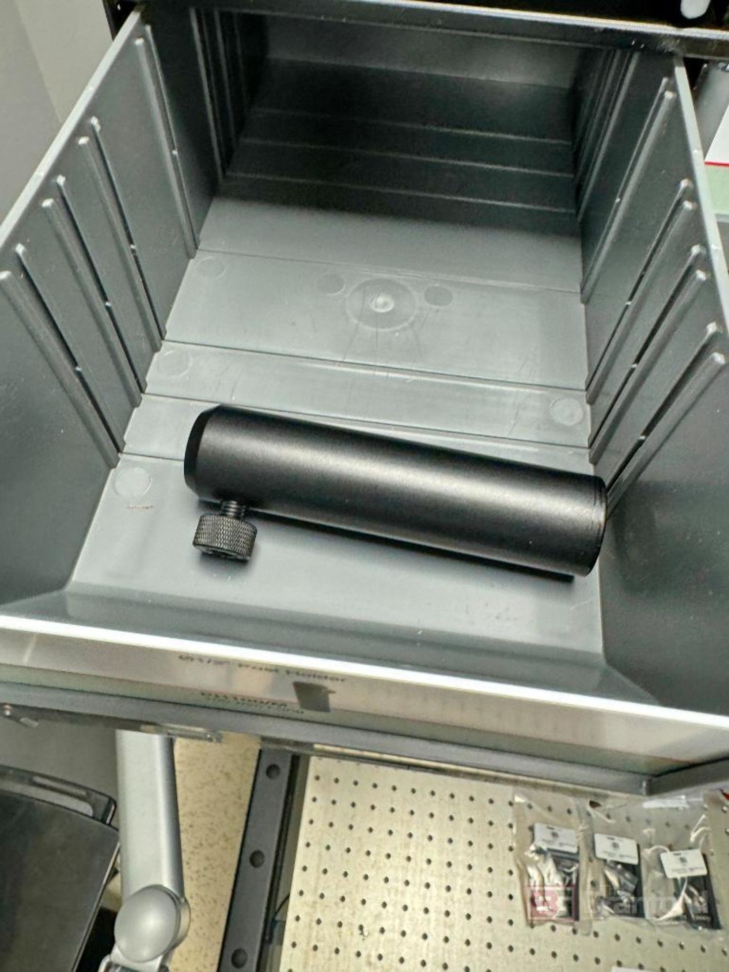 ThorLabs Nexus Breadboard science desk - Image 17 of 39