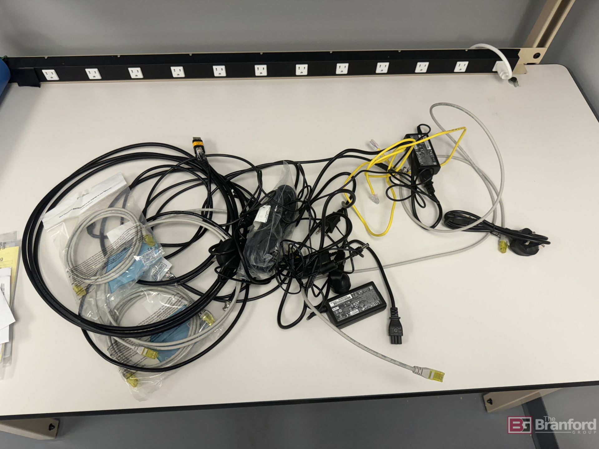 Lot of Misc accessories - Image 20 of 21