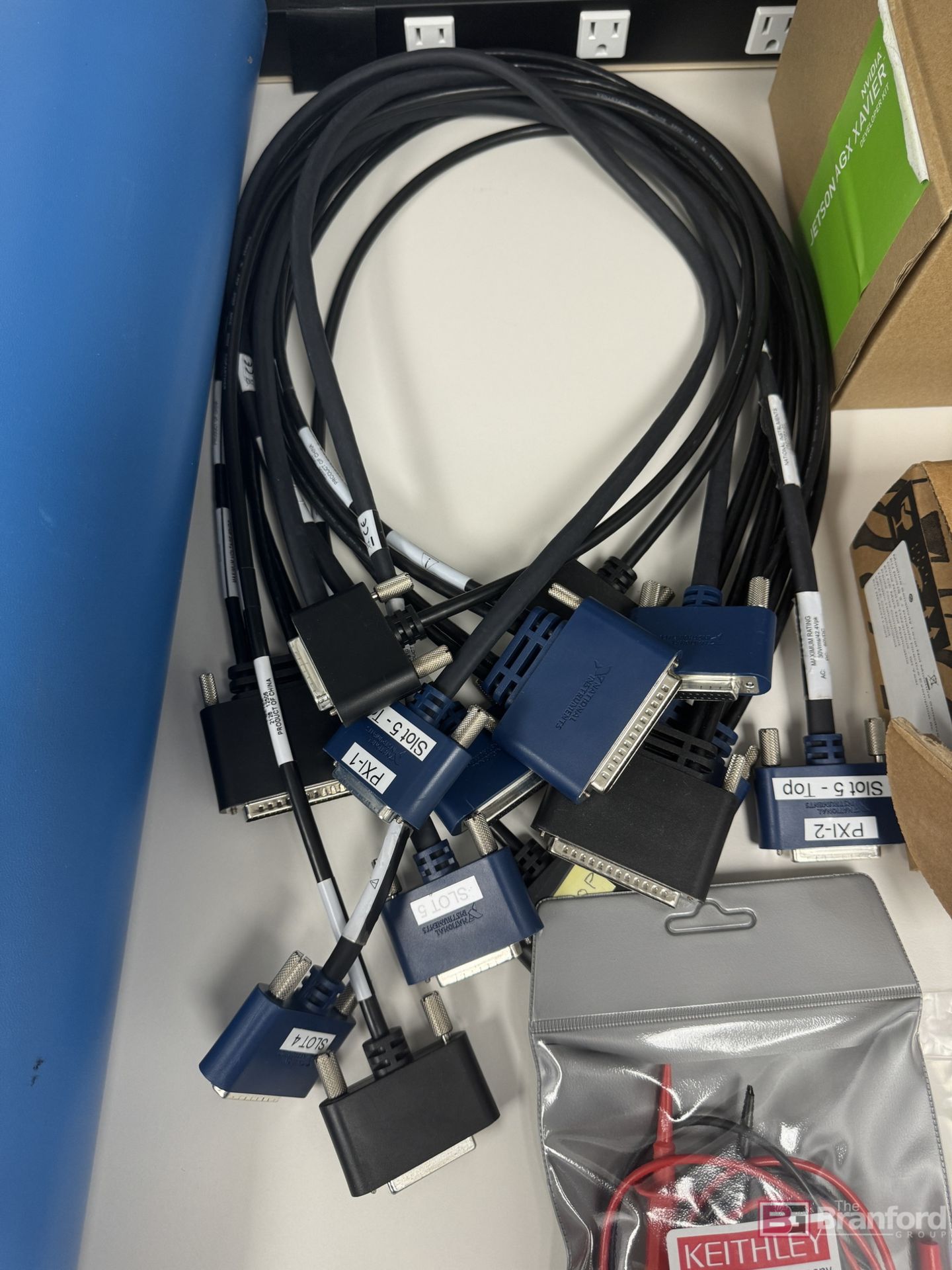 Lot of Misc accessories - Image 2 of 21